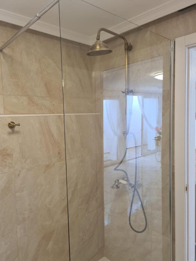 Retro 1 Bedroom Apartment Chayofa Dış mekan fotoğraf