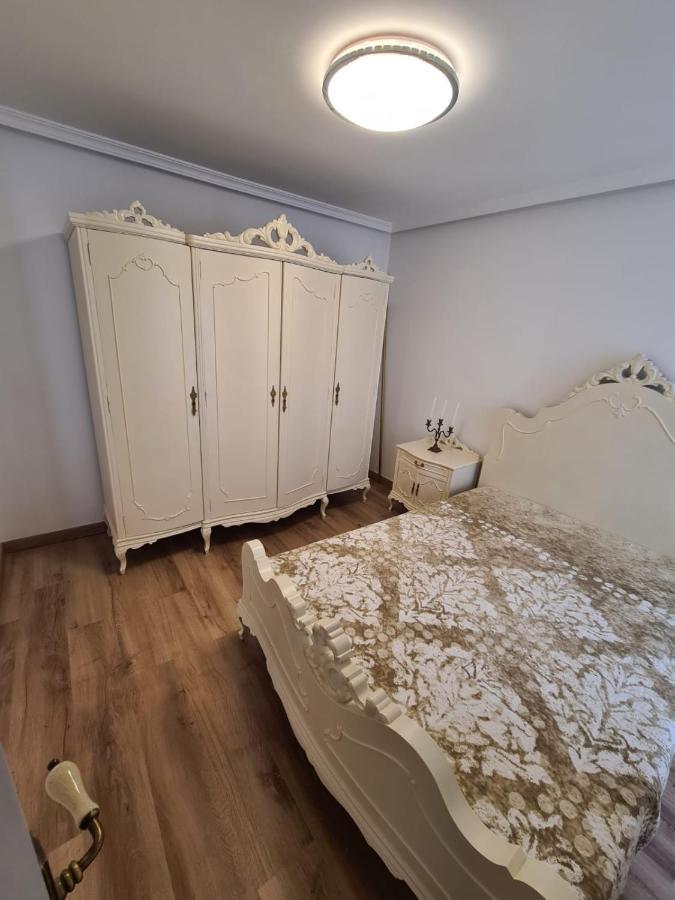 Retro 1 Bedroom Apartment Chayofa Dış mekan fotoğraf