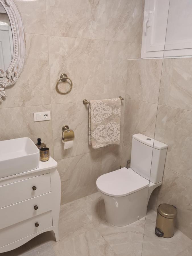Retro 1 Bedroom Apartment Chayofa Dış mekan fotoğraf